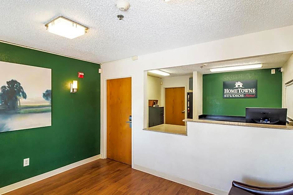 Hometowne Studios Houston - West Oaks/ Energy Corridor