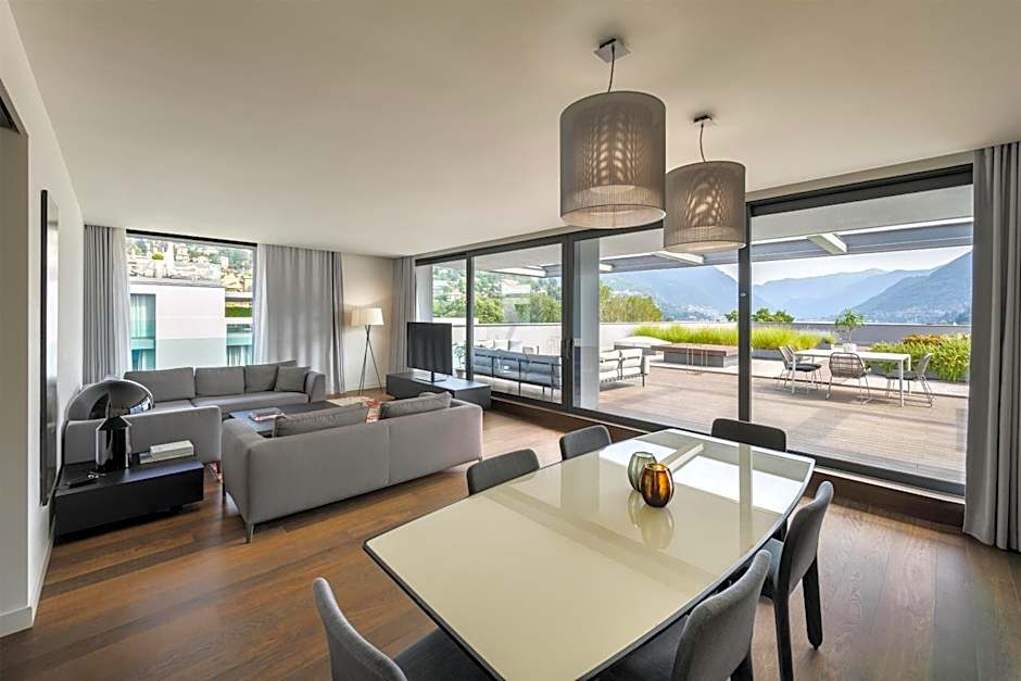 Hilton Lake Como