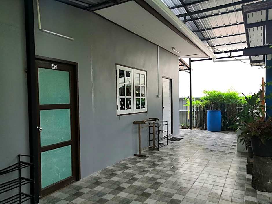 Backpack Hostel Kohyaoyai