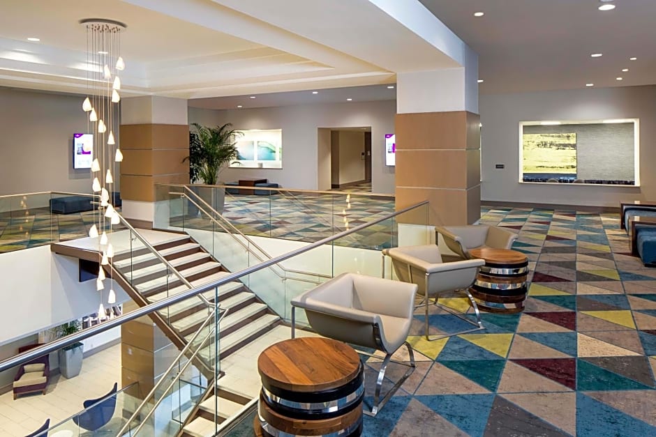 Crowne Plaza Atlanta - Midtown, an IHG Hotel