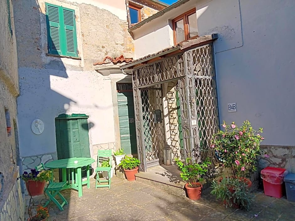 Monti Guesthouse