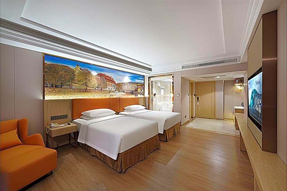 Vienna Hotel Rugao Zhengxiang Square branch