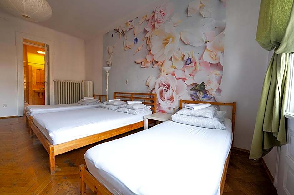 Trzy Kafki Private Rooms