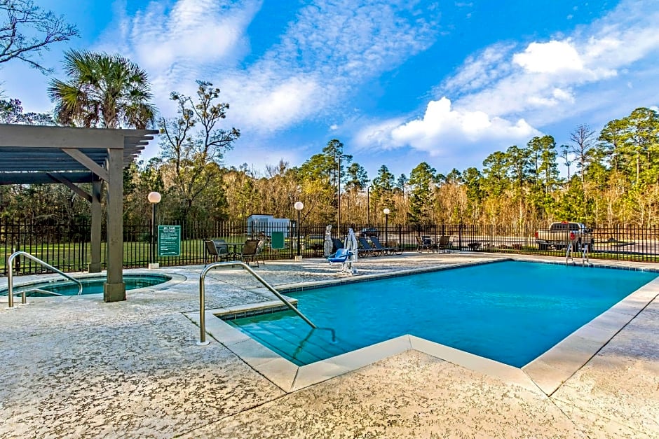 La Quinta Inn & Suites by Wyndham Mobile Satsuma / Saraland