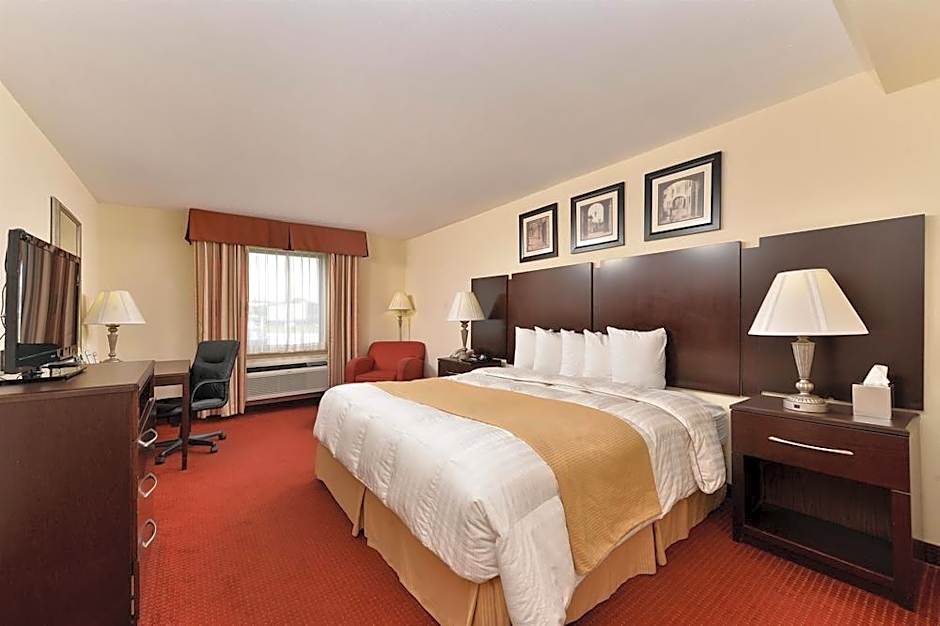 Executive Inn & Suites