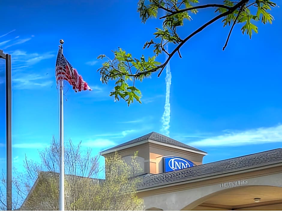 Inn at Clinton