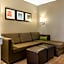 Comfort Inn & Suites At CrossPlex Village