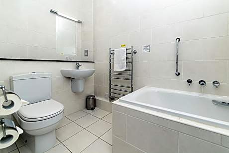 Double or Twin Room with Sea View