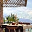 Caldera Hotel & Restaurant