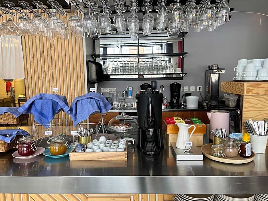 2Home Hotel Apartments