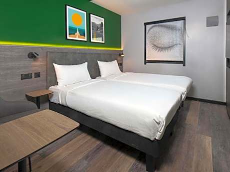 ibis Styles London Gatwick Airport