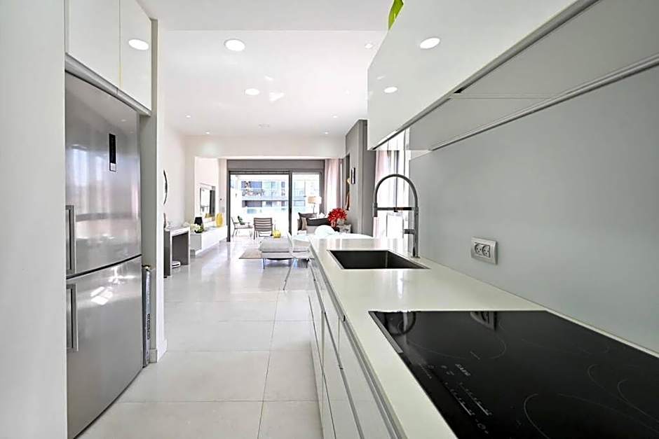 Seaside Apt Balcony&Parking !