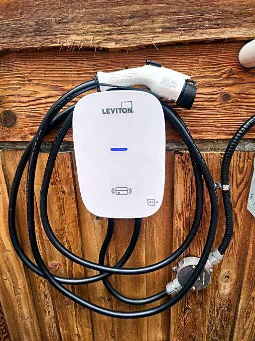 Red Cedar Chalet on Brady Lake