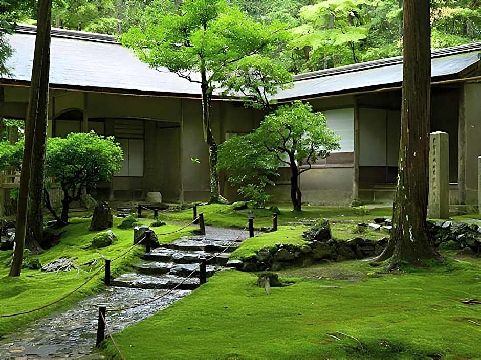 Mulan Hostel