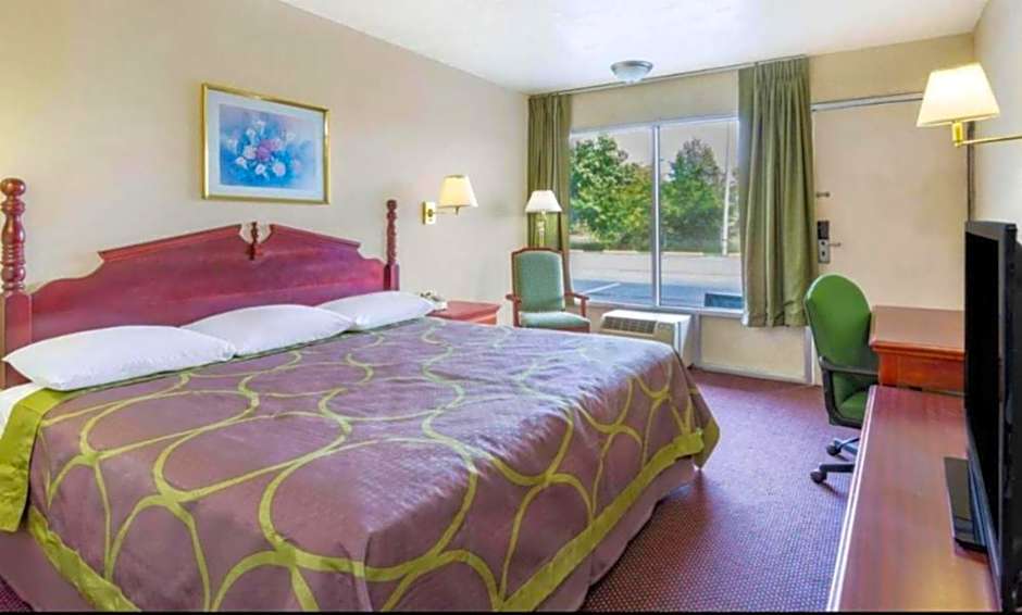 Ashland Studio Inn By OYO Richmond North near Kings Dominion