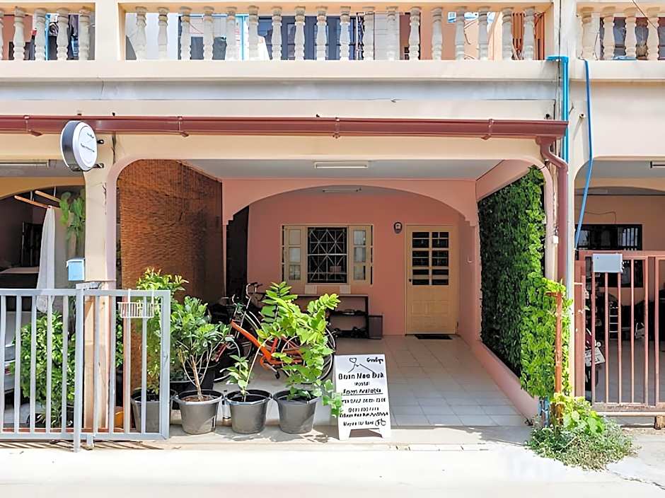 Baan Mee Suk Ayutthaya