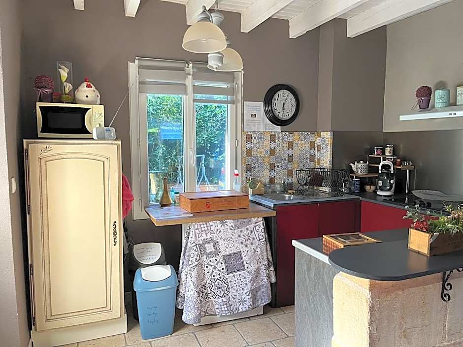 Chambres et Gîte Peyroutas "Amélie" à Vignonet St Emilion