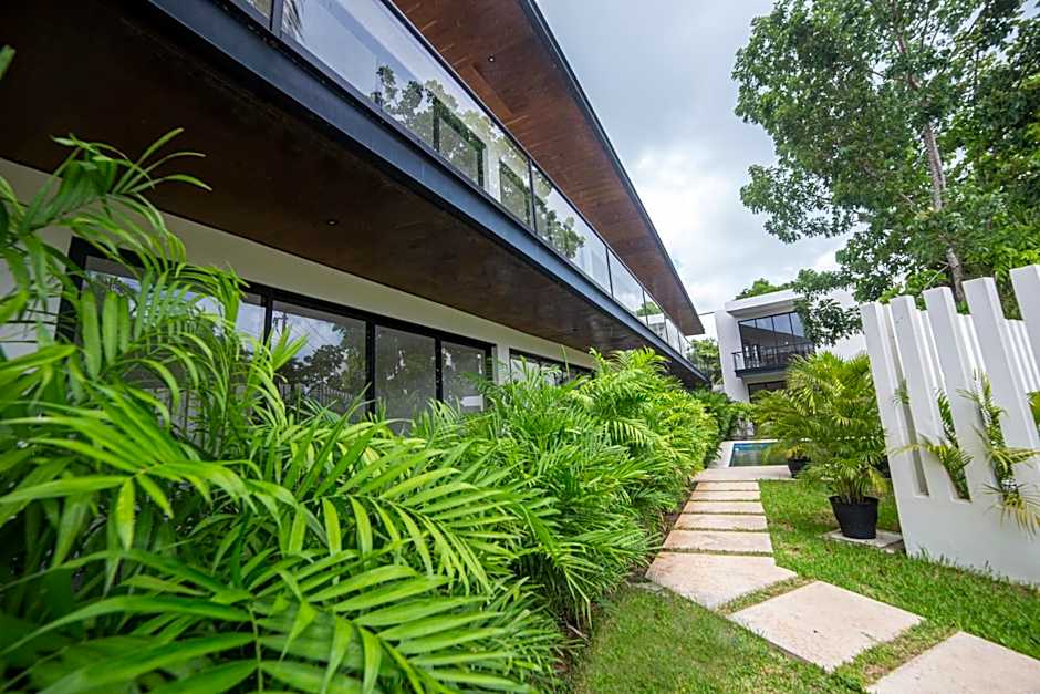 Deluxe Apartments Azure