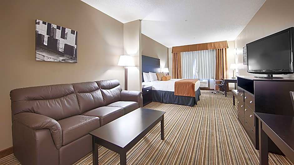Best Western Plus Peace River Hotel & Suites