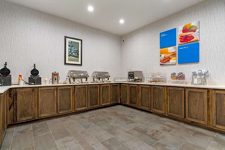 Comfort Suites Paducah Mall Area