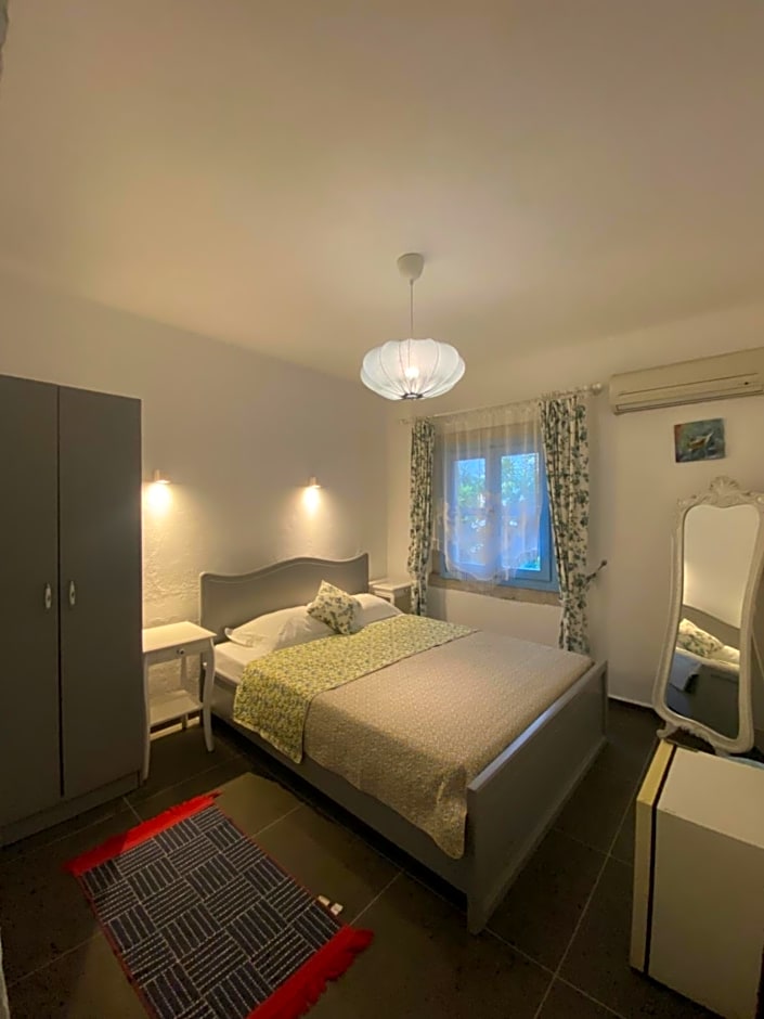 Çakir Bey Hotel