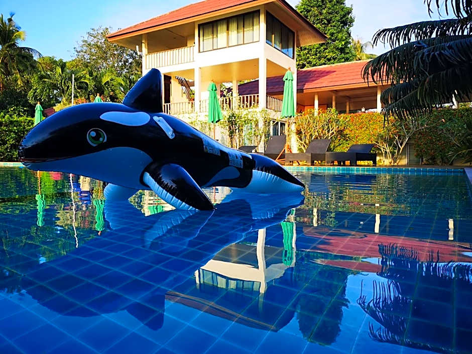 Sea Breeze @ Koh Mak