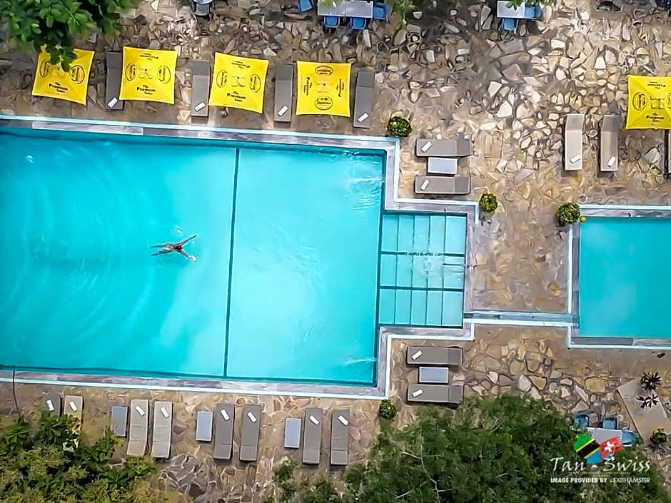 Tan-Swiss Lodge
