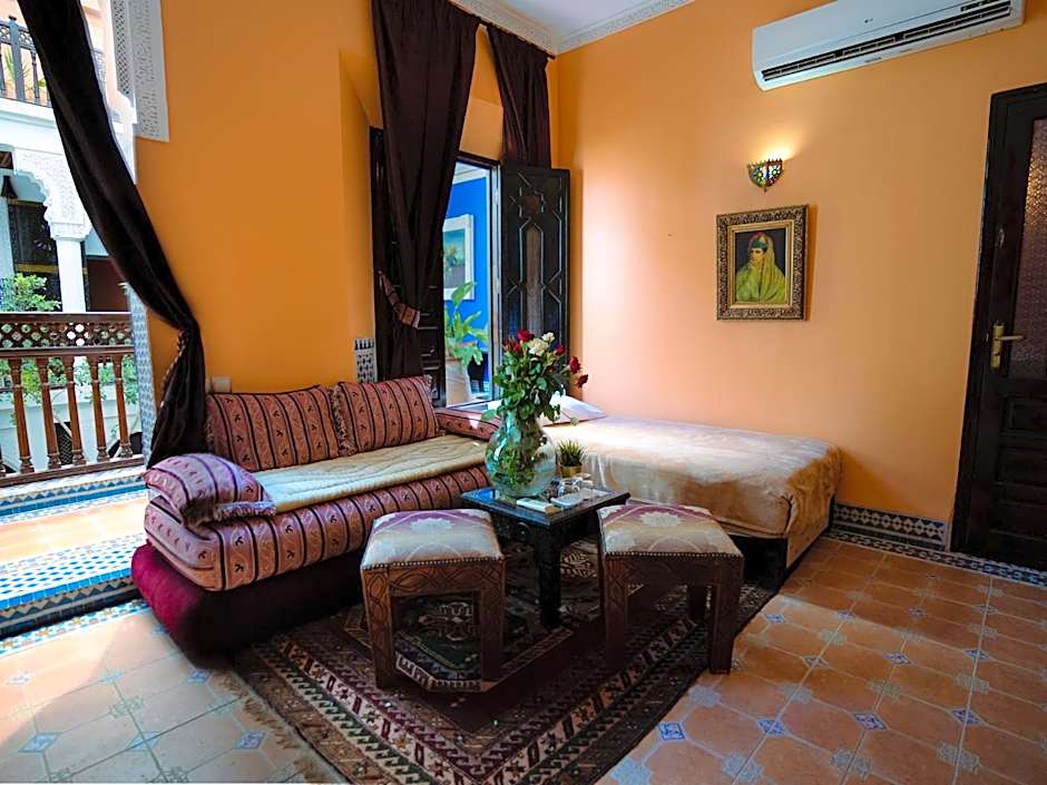 Riad 58 Blu