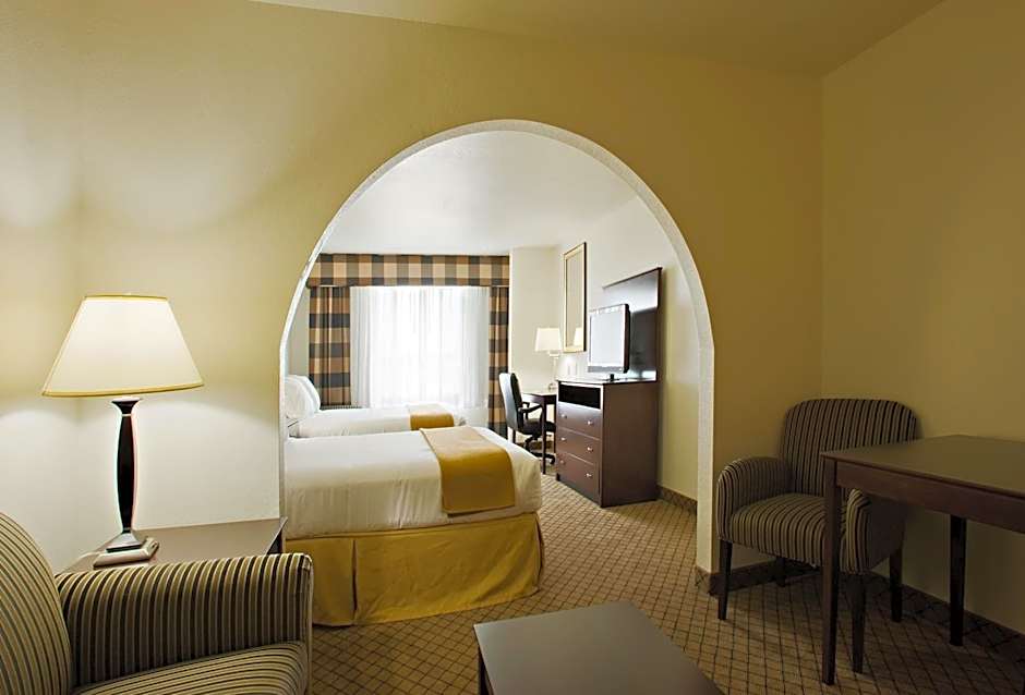 Holiday Inn Express Childress By IHG