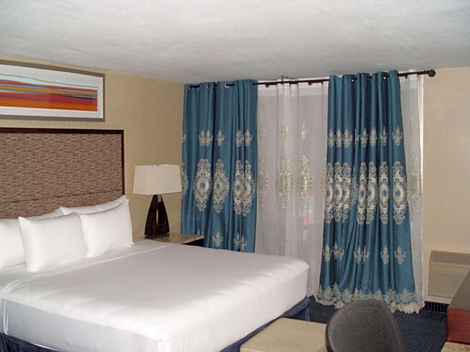 Clarion Hotel Bakersfield North