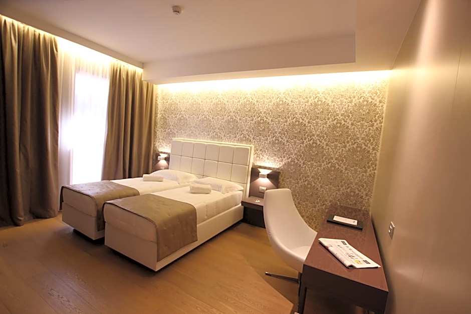 Mokinba Hotels Baviera