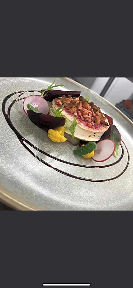 Greyhound Country Inn