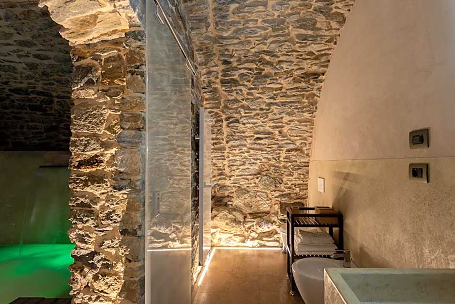 B&B éve