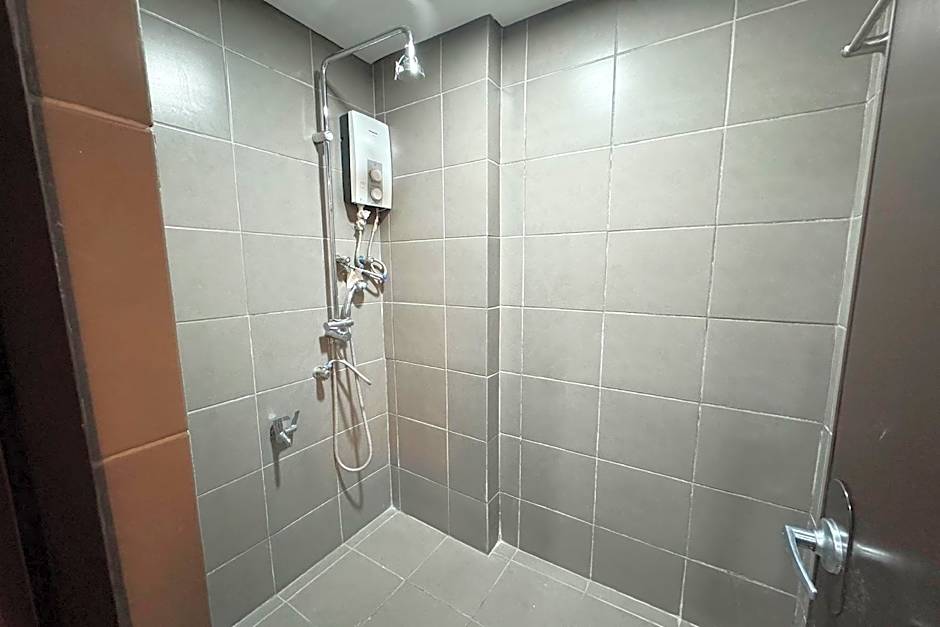 Belltower CSheLi Suites Bantay - Vigan