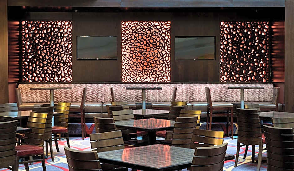 Embassy Suites by Hilton Dulles Airport