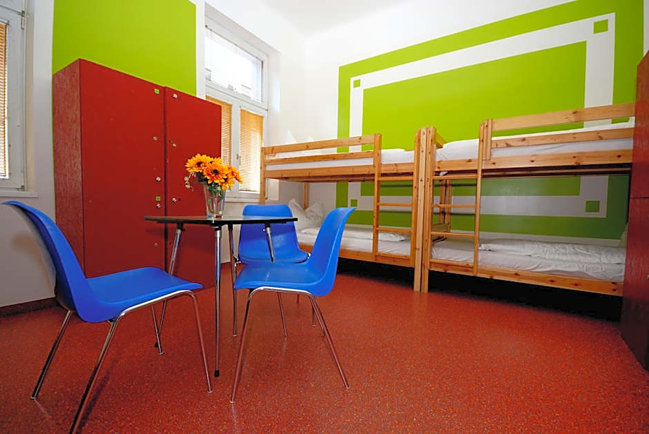 Westend City Hostel