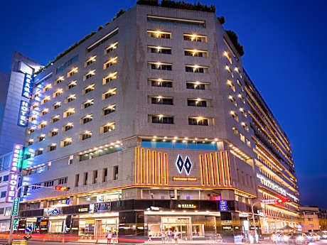 Twinstar Hotel