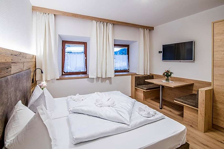 Apartments Heidenberger Delle Scuole