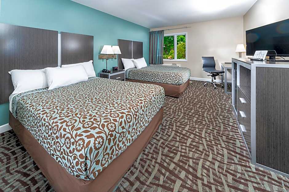 BridgePointe Inn & Suites by BPhotels, Council Bluffs, Omaha Area