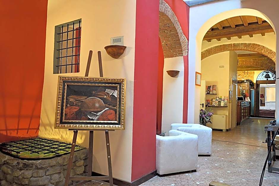 Porta Faenza Hotel