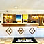Days Inn by Wyndham Lake Village