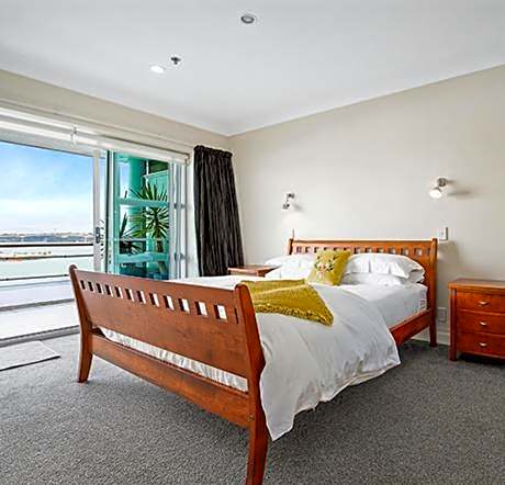 Auckland Waterfront Serviced Apartments on Prince's Wharf