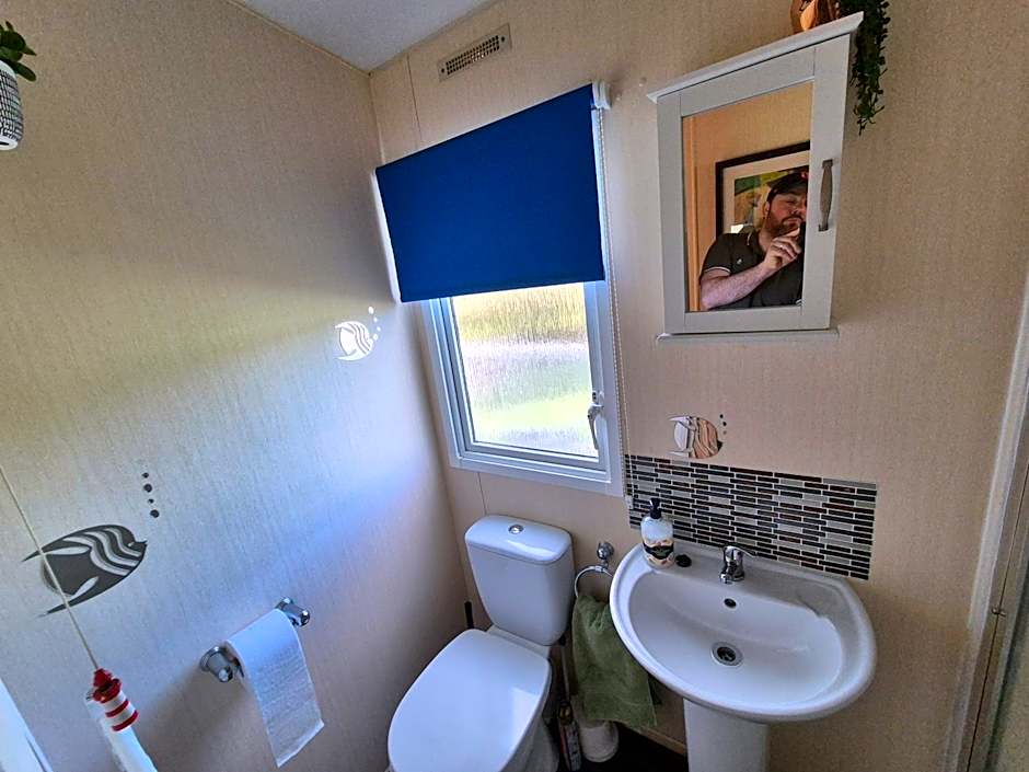 24 The Beeches Caravan Park