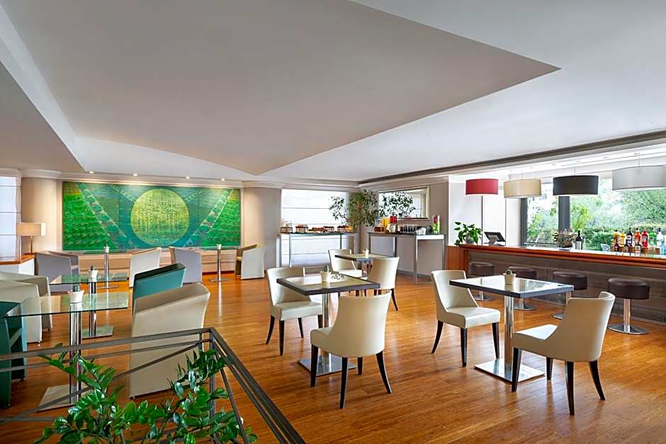 Courtyard by Marriott Rome Central Park