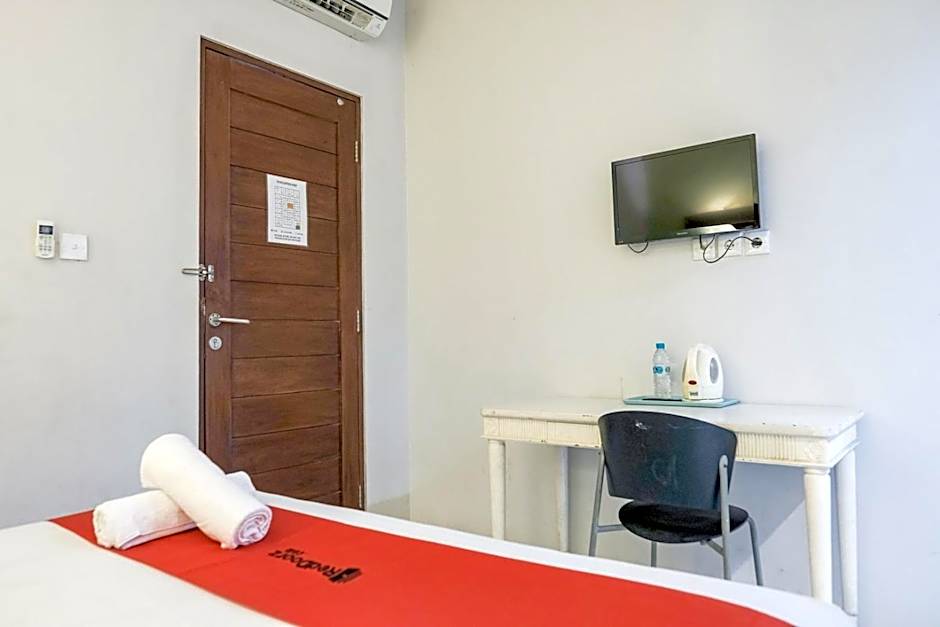 RedDoorz Plus at Sunrise Hotel Sanur