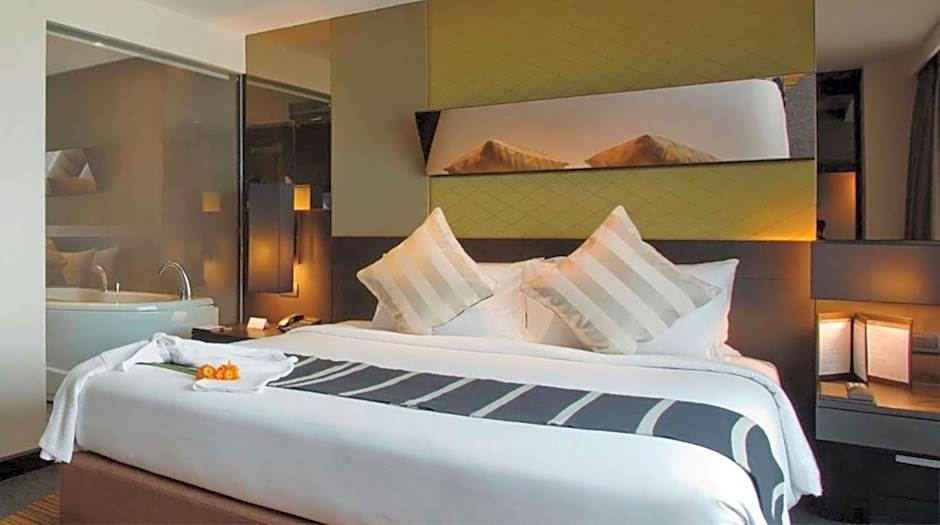 Golden Tulip Mandison Suites (SHA Plus)