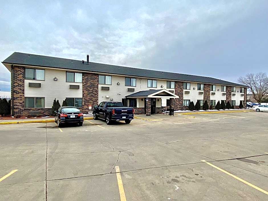 American Inn Cedar Rapids South
