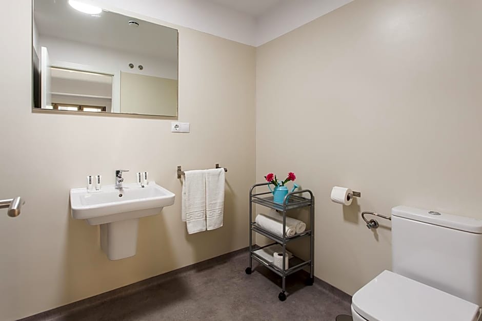 Hospedium H Cabo Sport