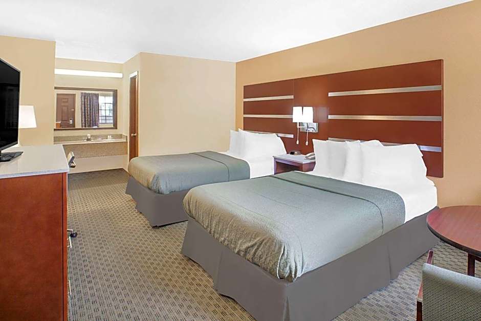 Days Inn by Wyndham Fayetteville