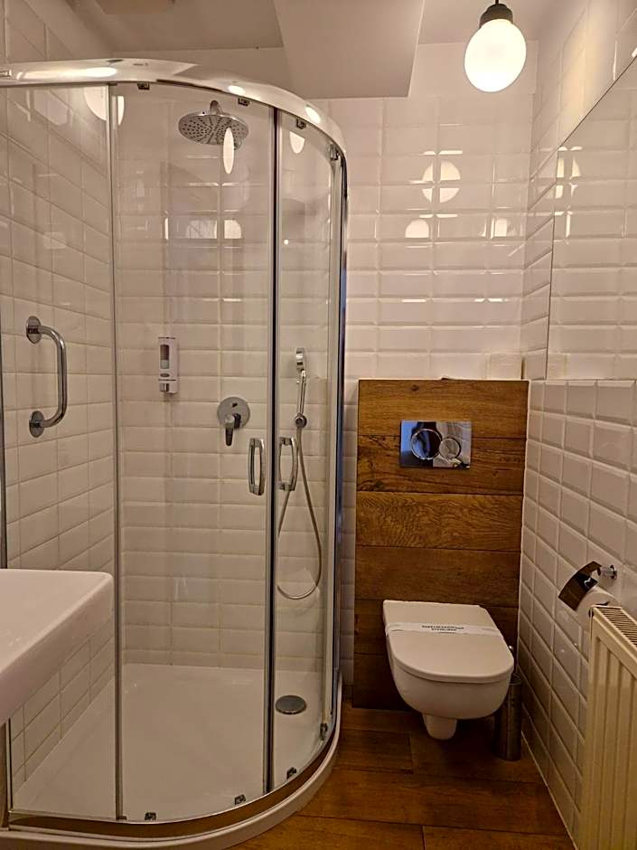 Hotel i Restauracja Pod Szyszkami